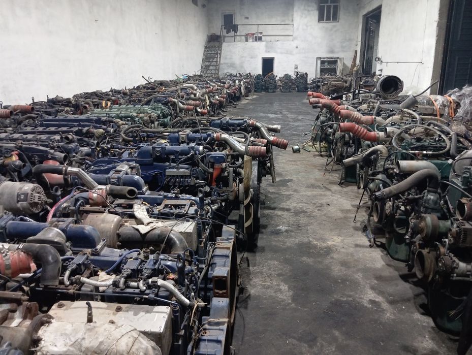 Двигатель хово Чакман ситрак ман заводской газли ва дизельный