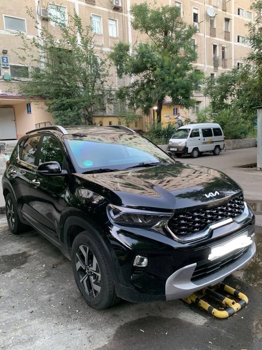 Kia sonet  3 full