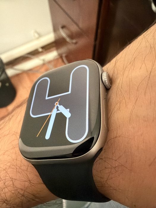 Apple Watch 11/46
