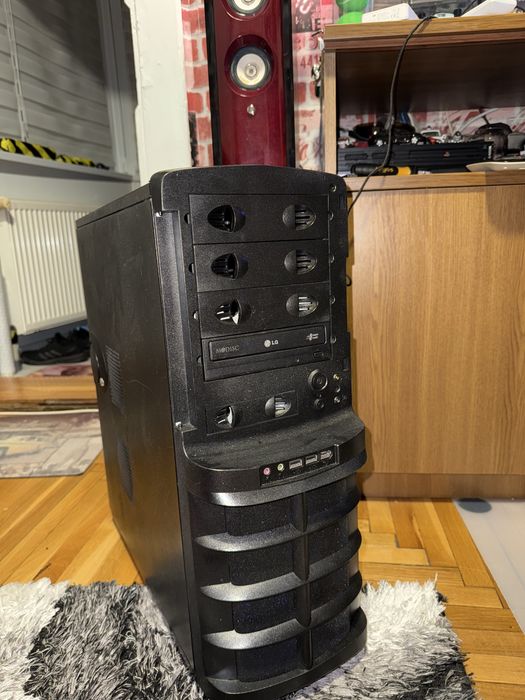 Pc intel i7 4790k, 16gb ram, Nvidia GTX 670, SSD 960gb