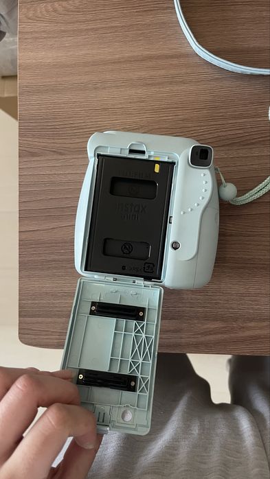 Продам инстакс мини 8