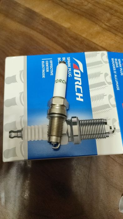 Свеча зажигания DK7RTA Volkswagen	Caddy	lV и Mini Cooper а также Audi