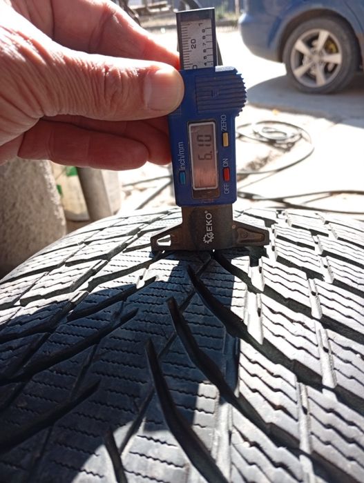 Гуми 17" 235/55 NOKIAN DOT 2020