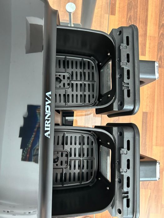 Vând AirFryer stare perfecta de utilizare