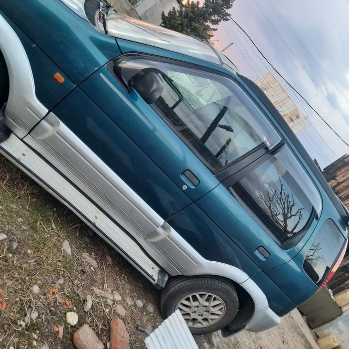 Продам кроссовер