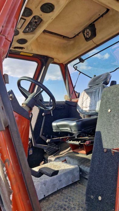 Tractor Fiat Agri 100-90 tracțiune 4x4 cu cabinâ,100Cp,motor 6 pistoane,cutie de vitezâ 40km/h