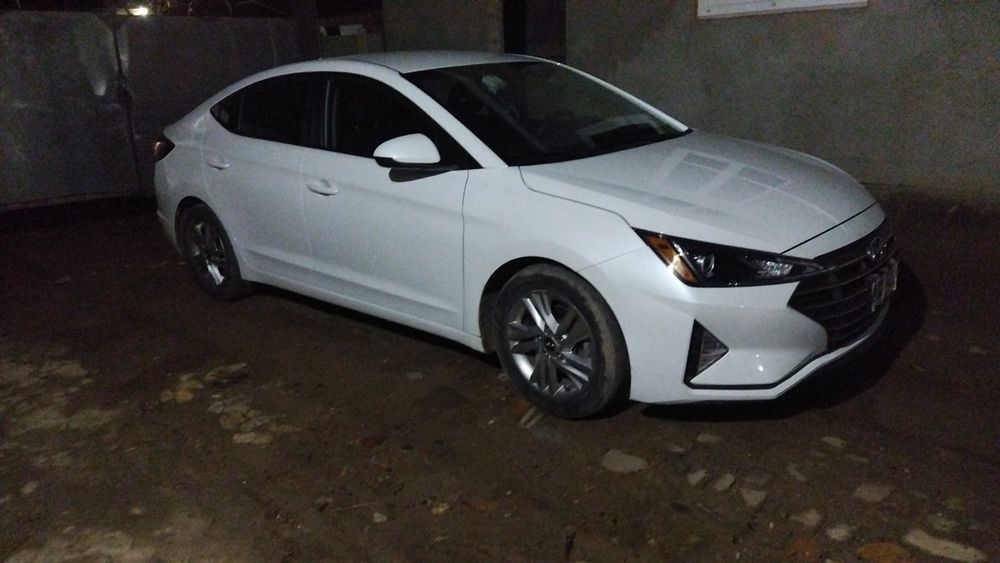 Hyundai elantra 2020
