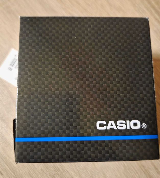 часовник Casio - чисто нов