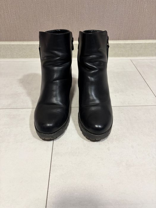 Черни боти с ток 41 номер - 26см