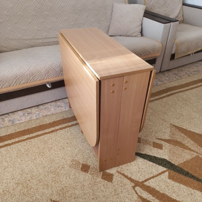 Стол - книжка б/у