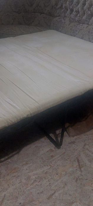 Диван б/у в хорошем состоянии