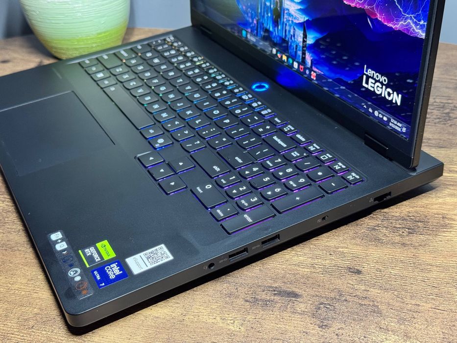 Legion 5pro OLED 7-255HX/5070/32гб