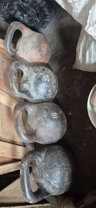 Продам гири советские