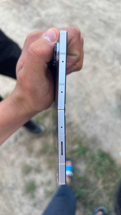 Samsung z fold 6 holati yaxshi