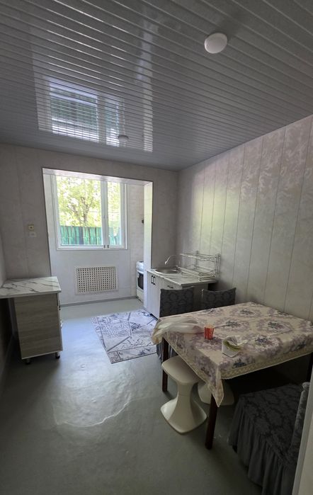 Аренда метро беруни 1.хонали 2.хонали клинган оилага берилади