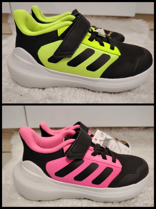 НОВИ Оригинални Adidas детски маратонки за момиче