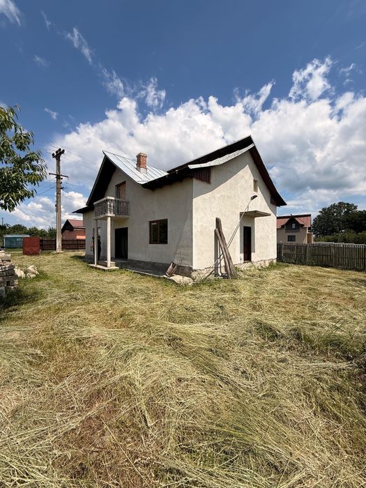 Casa si teren de vanzare
