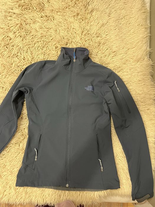 Дамско Туристическо яке The North Face