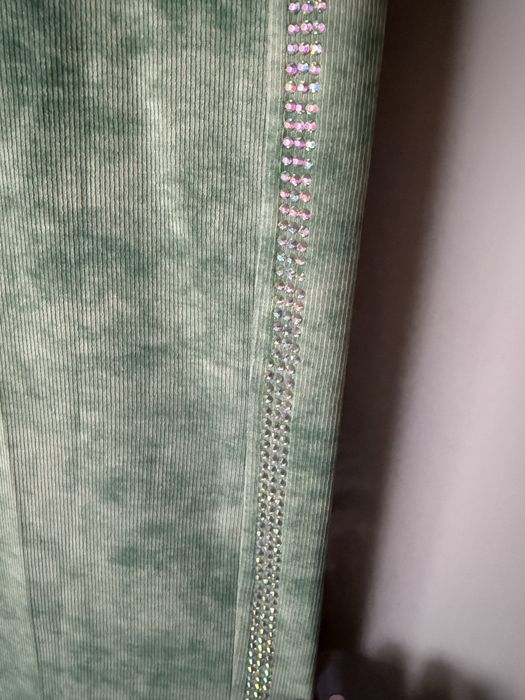 Compleu cu pietricele