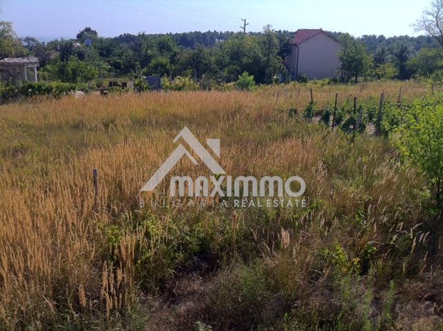 Продава се Парцел в Варна, м-т Боровец - север - 1000 кв.м за 60 €/кв.м - Снимка #10