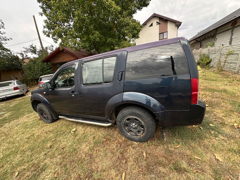 Nissan pathfinder