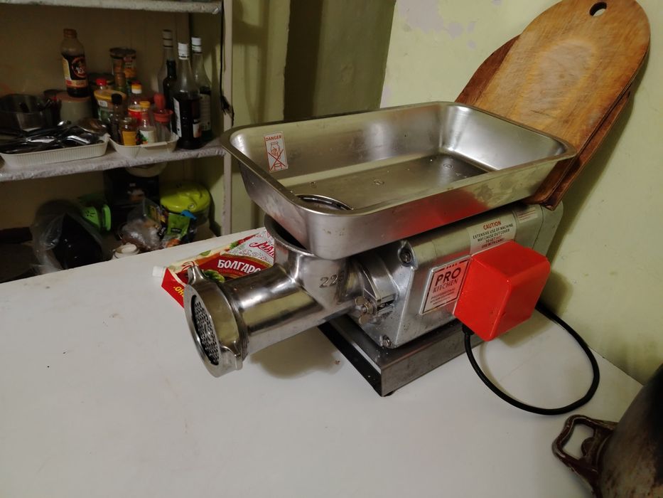 Продам мясорубку