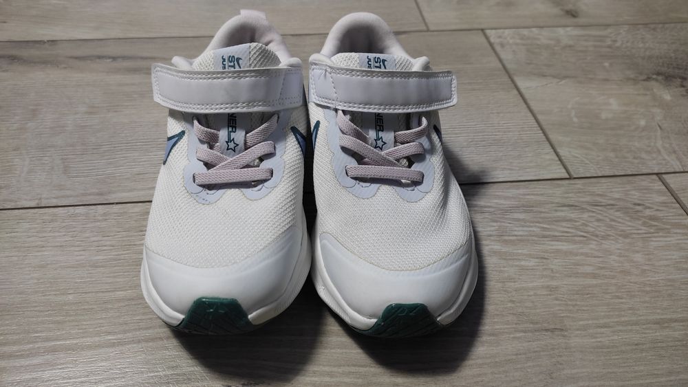 Маратонки Nike 28номер