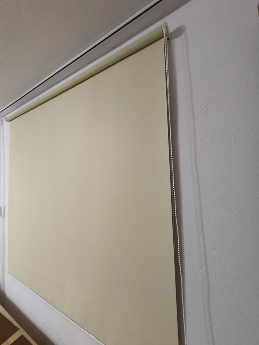 Rolete textile și Jaluzele verticale