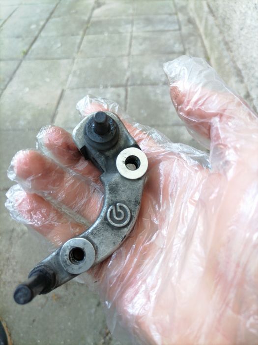 Брембо двубутален работещ, почистен