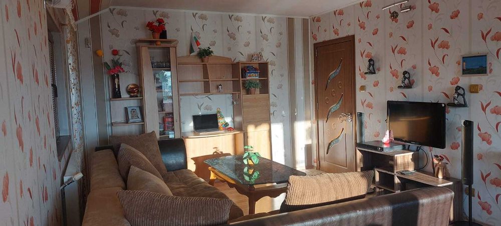 Луксозен апартамен в кв.Аврен