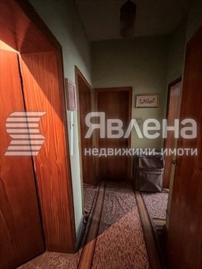 Продава се Тристаен апартамент в Благоевград, Идеален център - 83 кв.м за 992 €/кв.м - Снимка #8