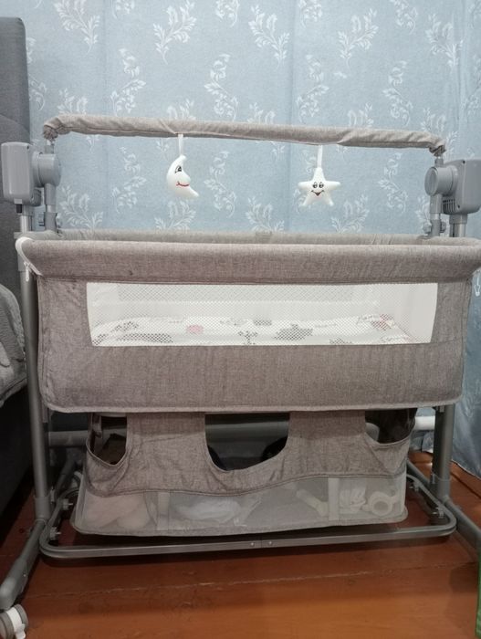 Продам детскую кроватку
