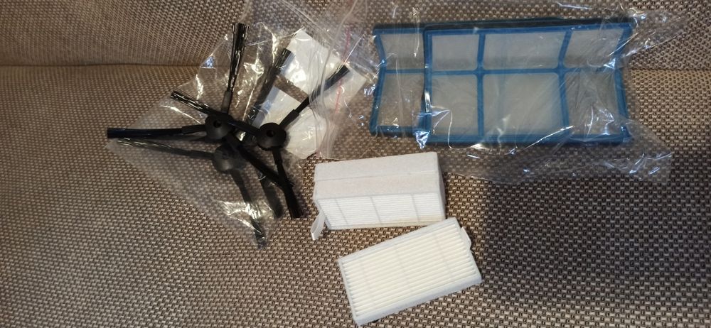 Филтри и четки за прахосмукачка робот SilverCrest и iLife Zaco