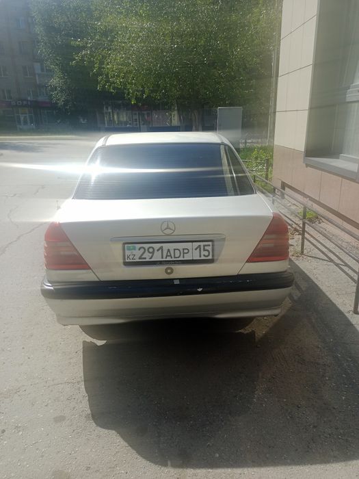 Продам Мерседес w202 c180