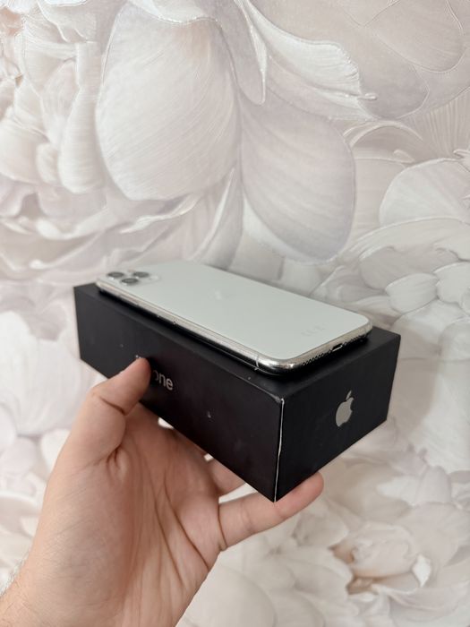 IPhone 11/Pro Max 64Gb - В отличном состоянии