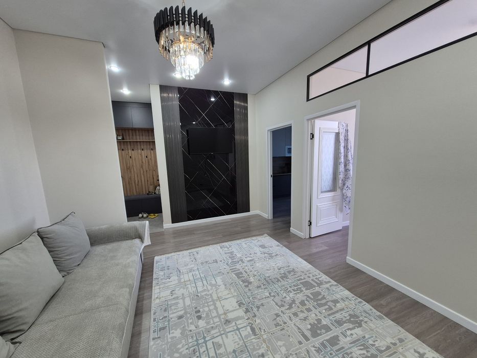 ЖК БӘЙТЕРЕК, 2000 тг