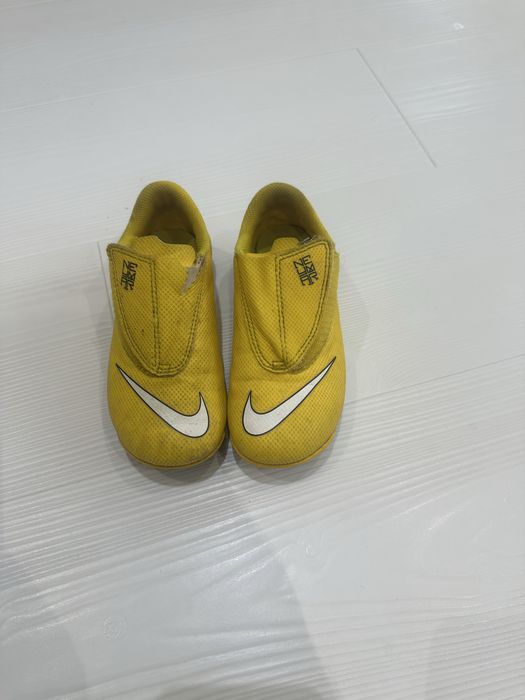 Nike детски бутонки Neymar Jr. размер 28
