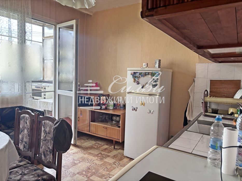 Продава се Двустаен апартамент в Шумен, Боян Българанов 2 - 65 кв.м за 1059 €/кв.м - Снимка #3