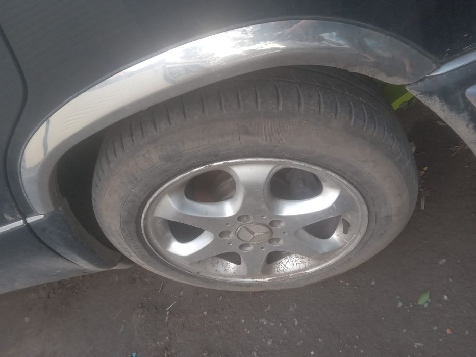 Продам диски оригинал мерседес 124,210 размер 16