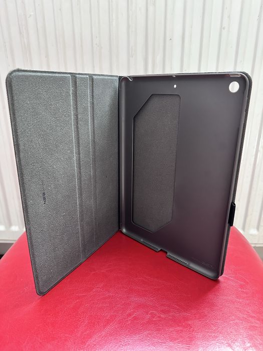 Vand husa de protectie tip flip pentru iPad generatia 5/6