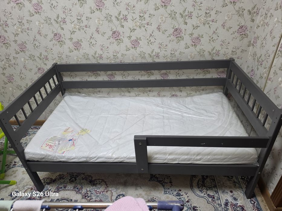 Продаётся детская кровать.