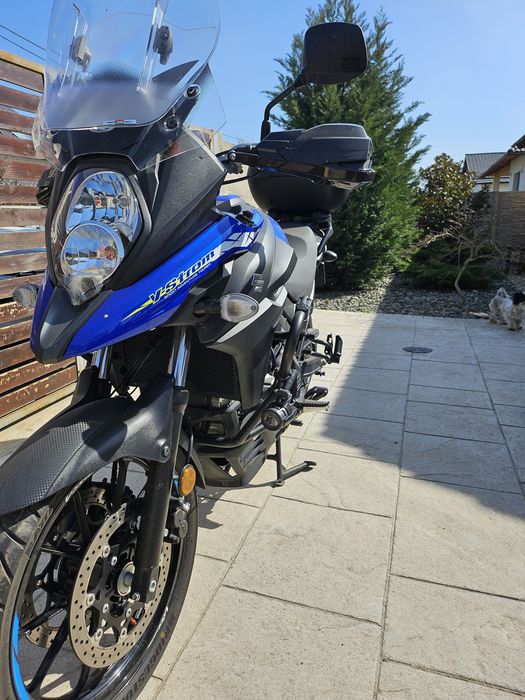 Suzuki DL650 V-strom schimb cu scuter