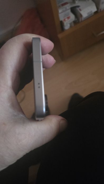 Samsung s24 ultra utilizat 8 luni 2600 roni