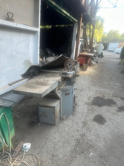 Продам деревообрабатывающий станок