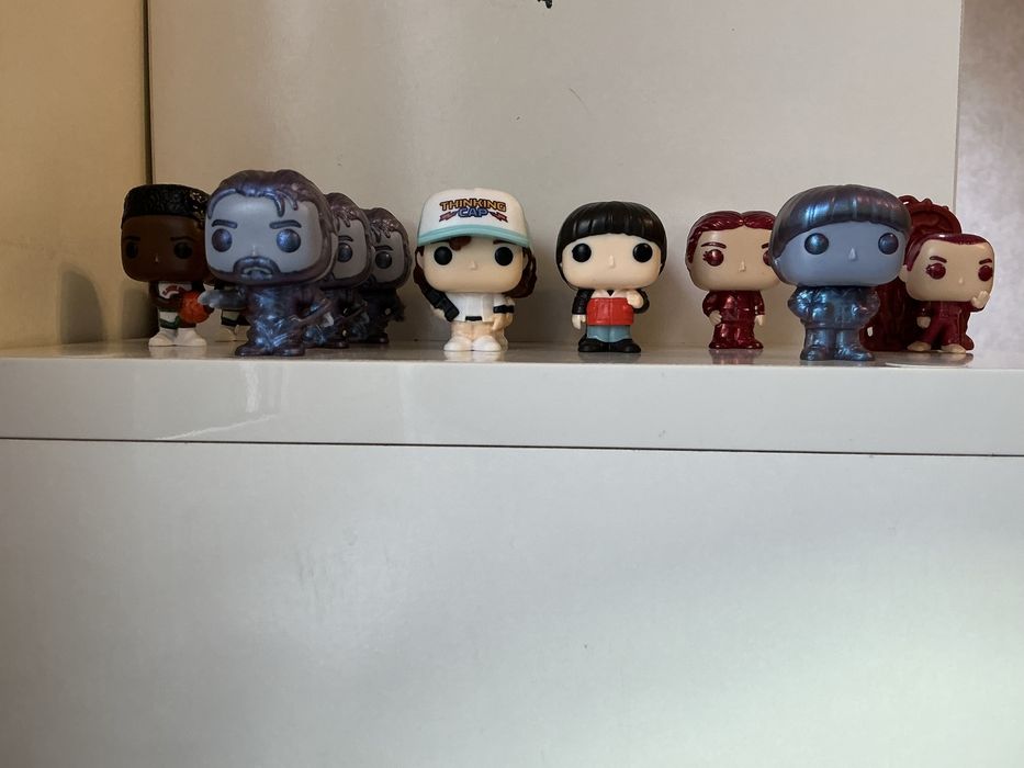 Фигурки осд киндер джой stranger things