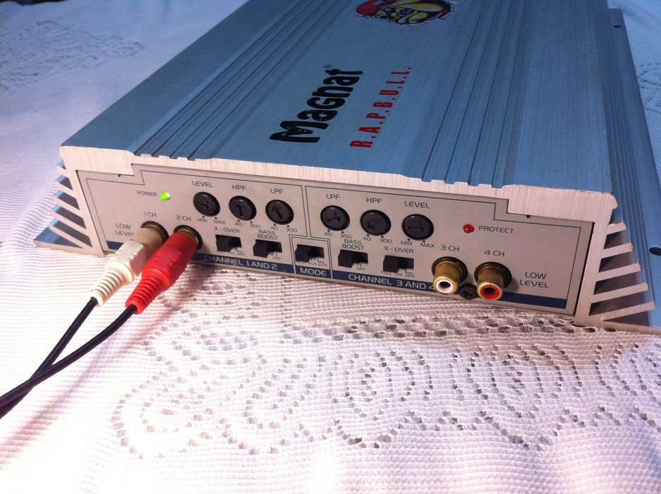 Magnat Rapbull max. 600W ( amplificator statie