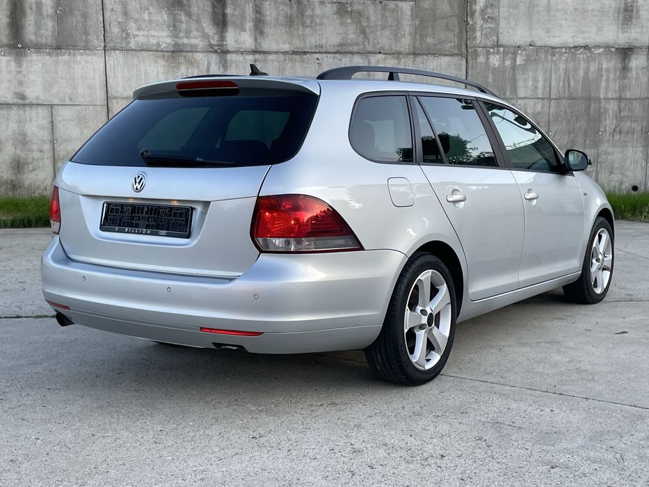Volkswagen  Golf 6 MATCH 2013 Piele Navigatie Carte Service