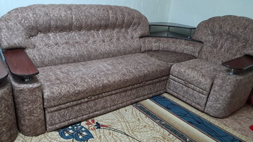 Продам диван с креслом б/у