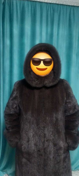 Продам норковую шубу.