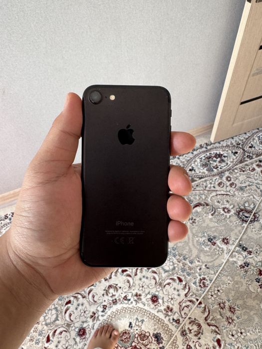 Продам айфон 7 32 гб